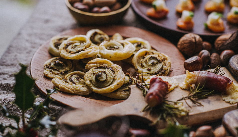 Extra Mature Cheddar & Pesto Pinwheels Recipe