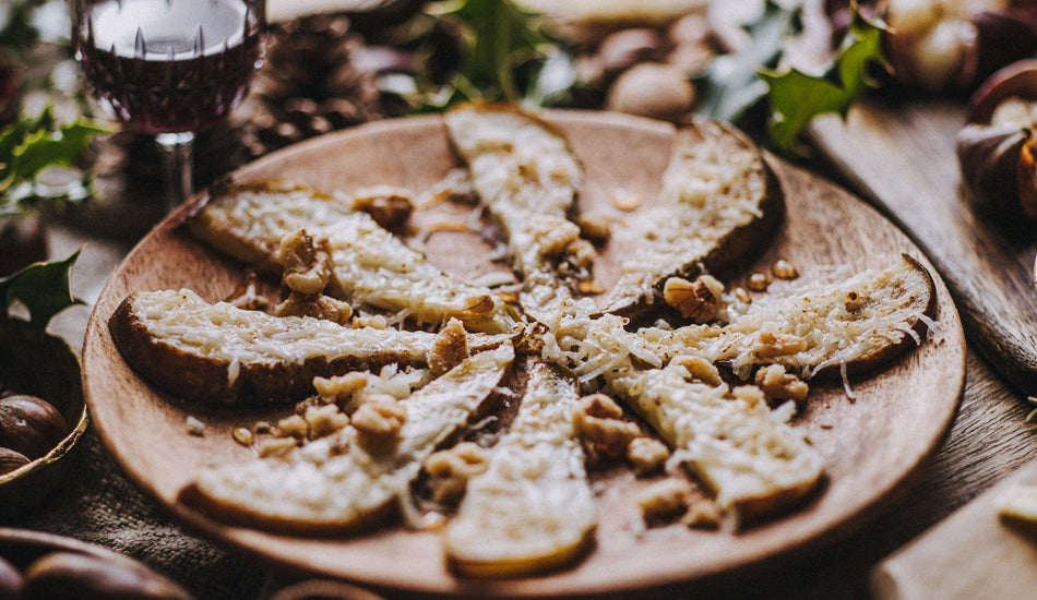 Baked Pear Bites With Goat's Cheese, Honey & Walnuts Recipe