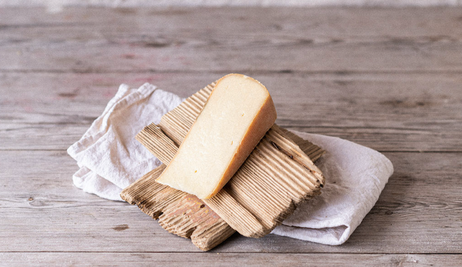 NEW PIONEERING HYBRID CHEESE