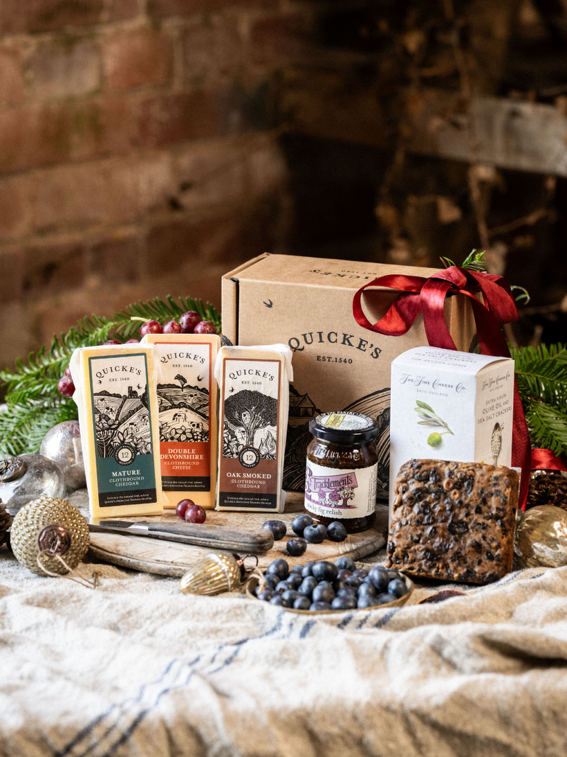 Festive Indulgence Cheese Hamper