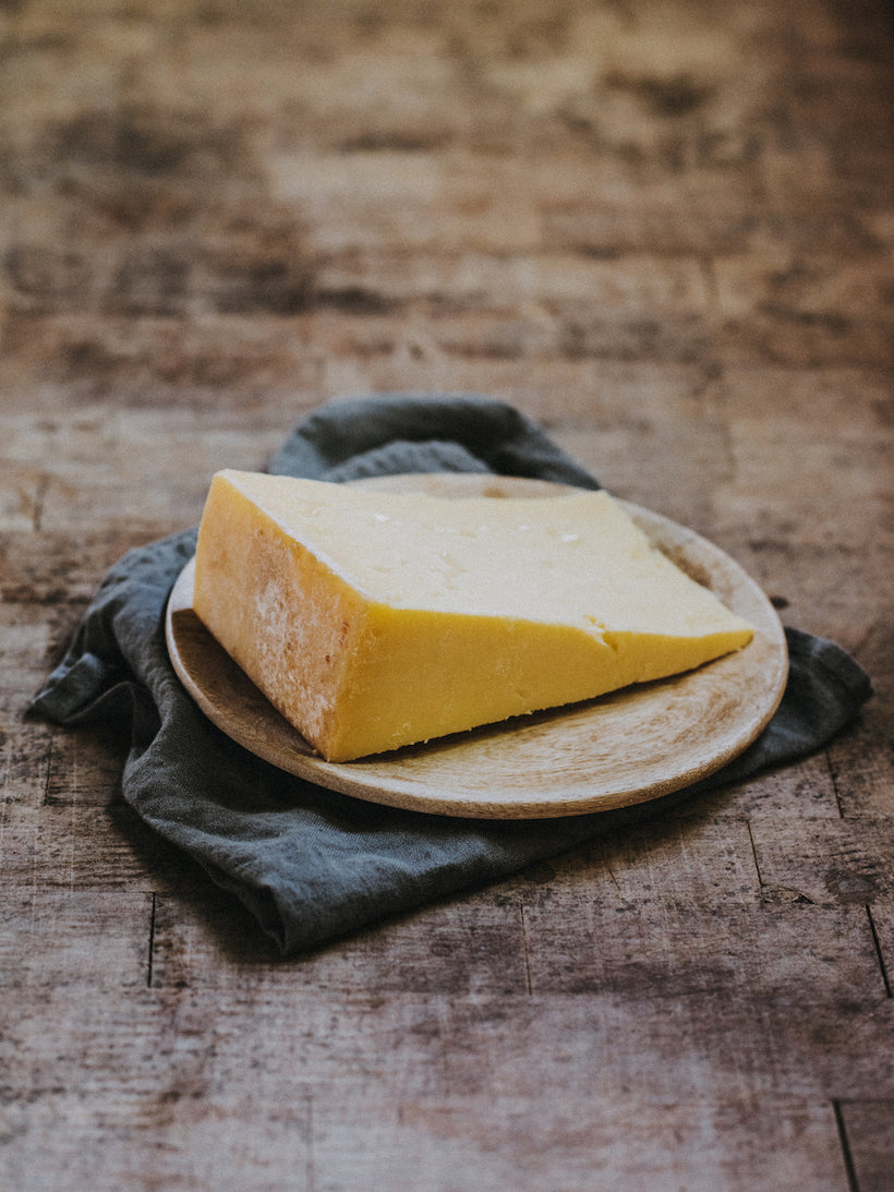 Mature Clothbound Cheddar