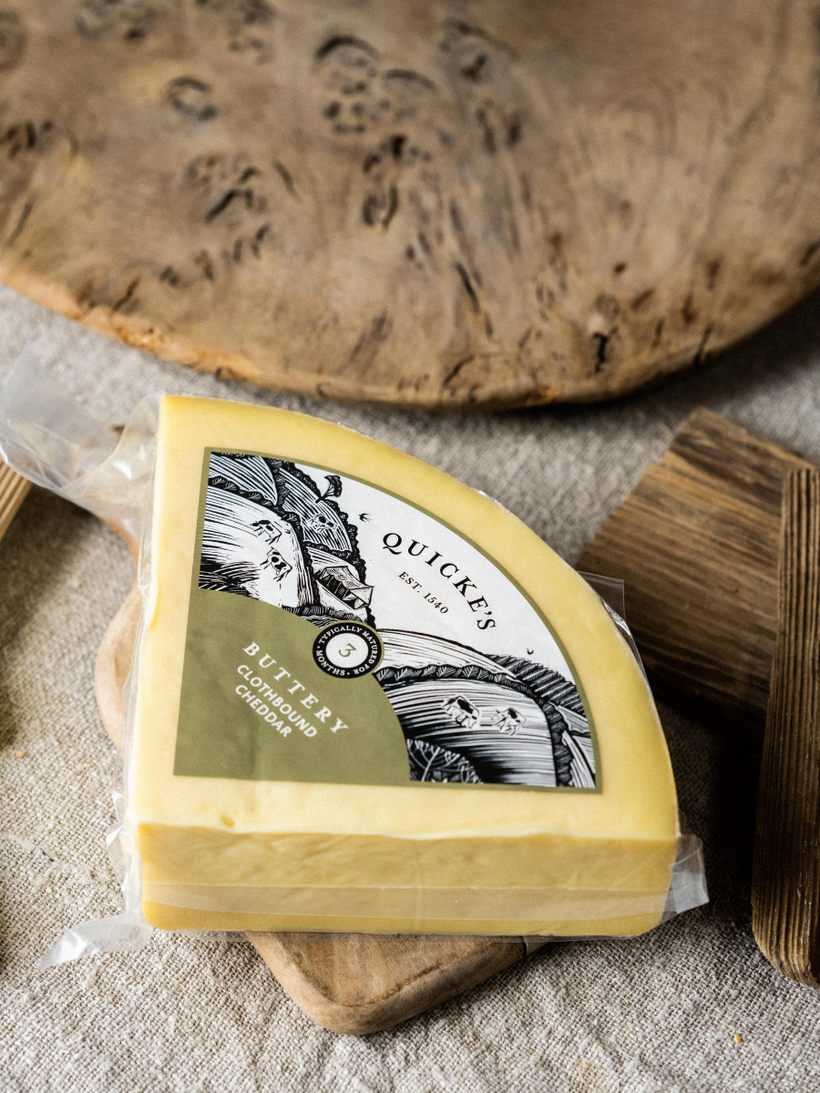 Buttery Clothbound Cheddar